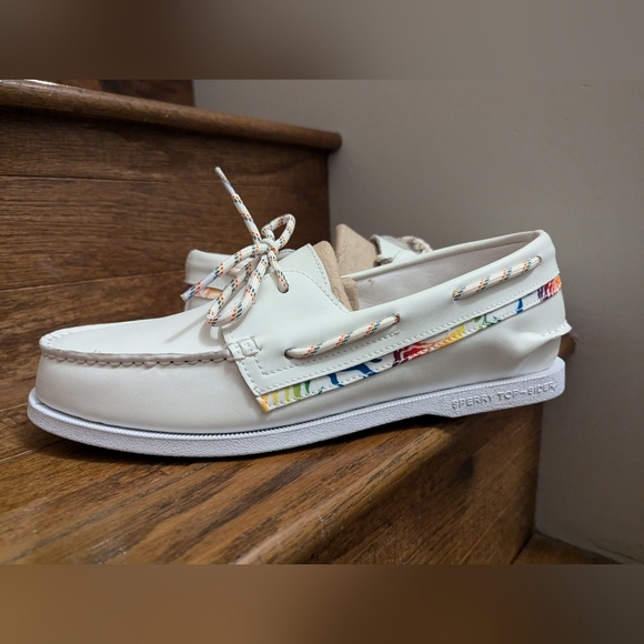 Sperry White Rainbow Boat Shoes, Exclusive Pride Edition unisex 10.5 M 12 W NIB - Picture 9 of 15